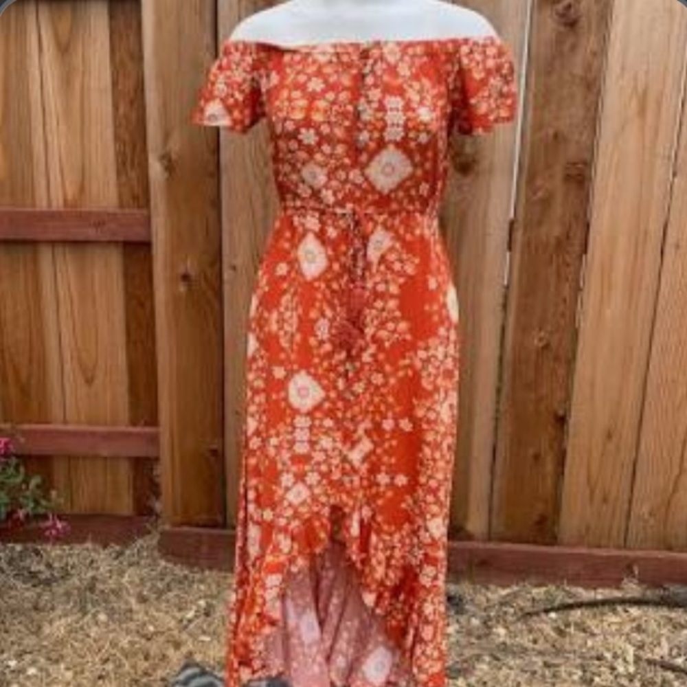 NWOT Hi-Low Dress